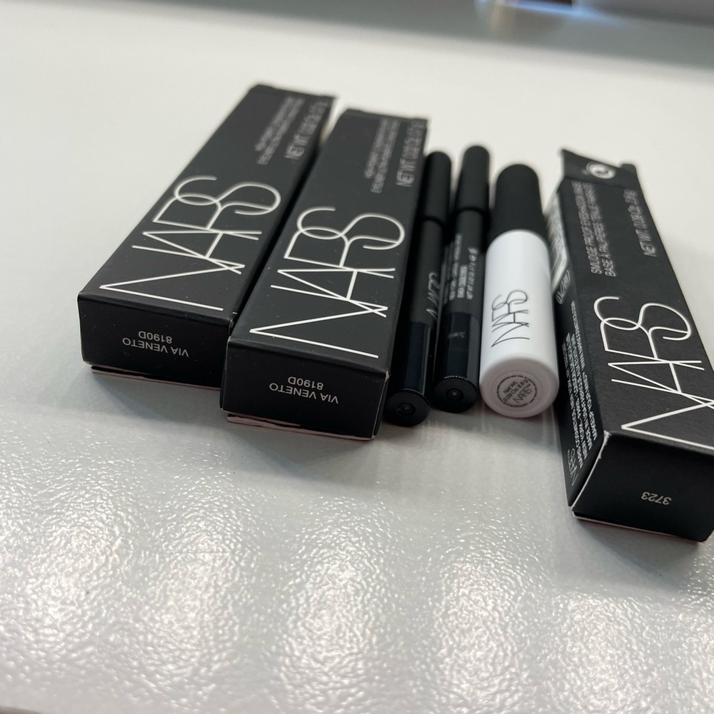 Nars 🖤 - Picture 2 of 2